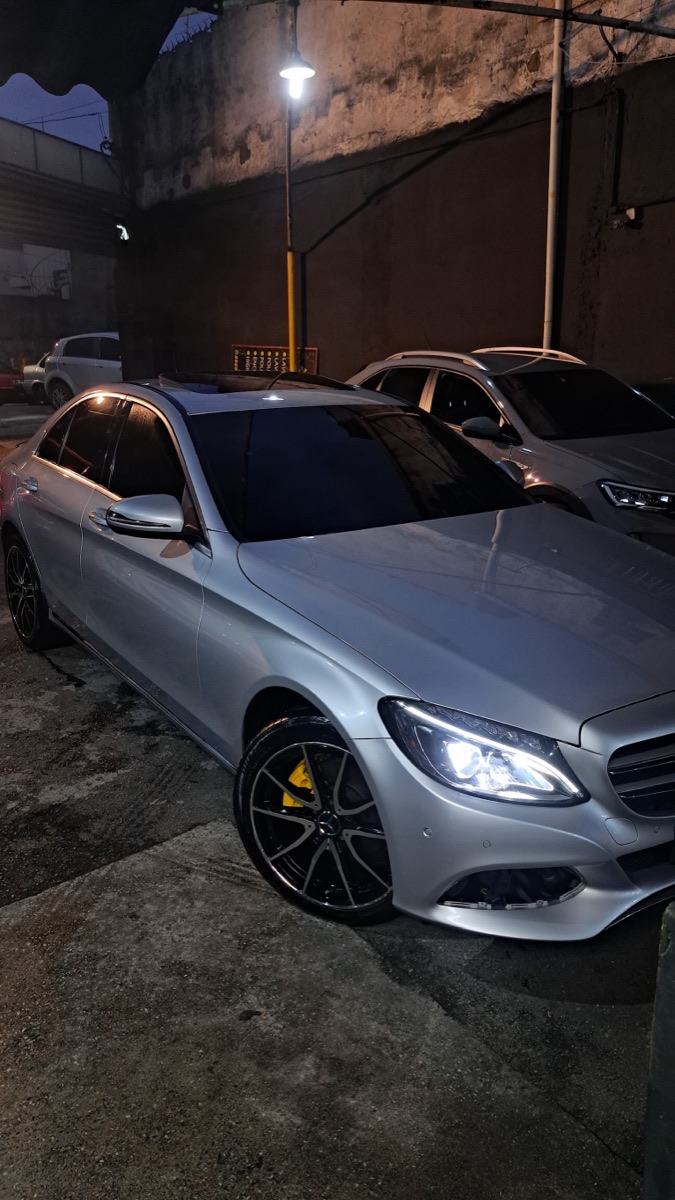 Aplicação de insulfilm automotivo na Garagem 744, Penha de França - São Paulo